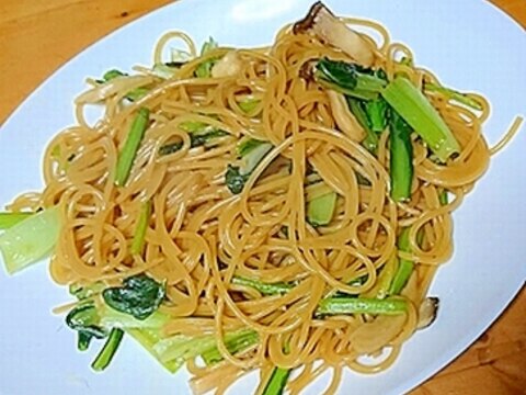 小松菜とエリンギのバター醤油パスタ